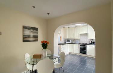 Isle of Anglesey Spacious Home - Foto 3