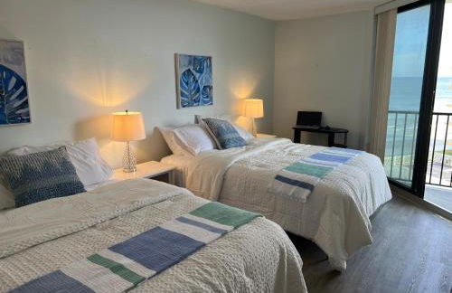 Coastal Condo on the beach at Ocean Trillium #501 - Foto 12
