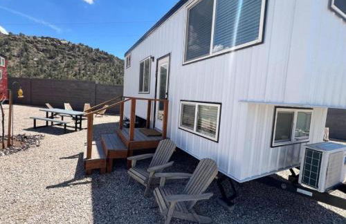 Tiny Home Lodge Near Zion and Bryce National Park Breathtaking Views Hot Tub - Foto 8