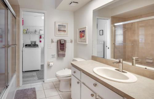 Heated Pool and 4-in-1 Grill Spring Hill Haven! - Foto 17