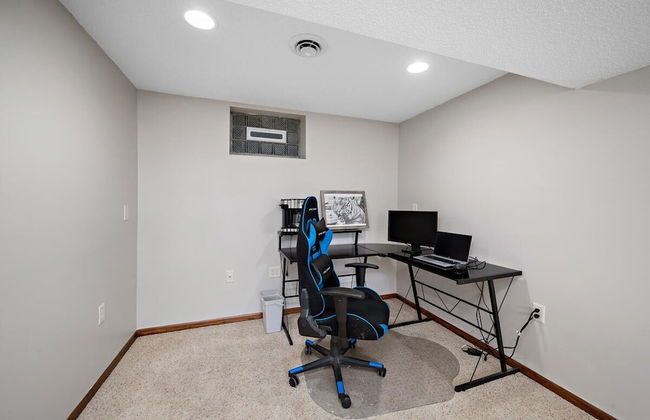 Elm Creek Retreat 4Bd in Maple Grove - Photo 27