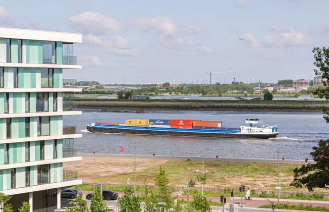 Apartment in Antwerp With View on the Scheldt - Foto 12