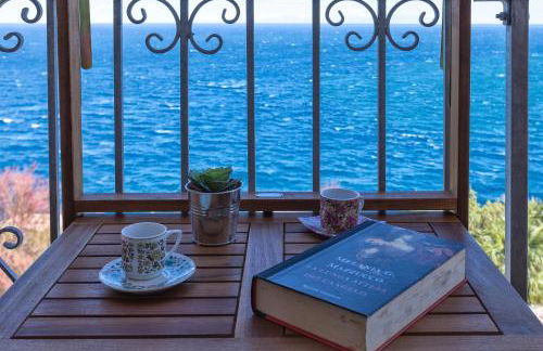 “CIELO E MARE”, CASETTA NEL CUORE DEL BORGO ANTICO / “SKY & SEA”, CHARMING IN THE HEART OF OLD VILLAGE - Foto 32