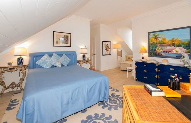 The Little White House 5 Bedroom Home - Foto 8