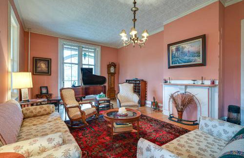 Historic Chambersburg Home with Pool and Game Rooms! - Foto 4