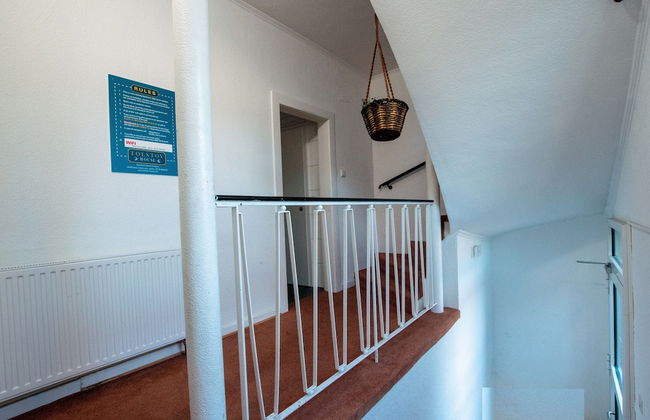 Spacious House - Photo 72