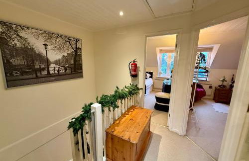 Luxury Kingfisher Lodge, Isis Lake, within the Cotswold Waterpark - Foto 25