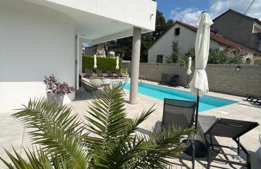 Haus Dalmatia with heated Pool - Foto 24