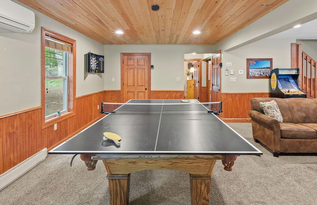 Bear Paw Lodge by Avantstay Hot Tub Deck Fire Pit - Foto 16