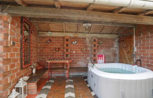 3 Bedroom Amazing Apartment In Avegno - Foto 9