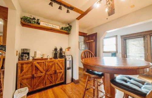 Majestic Home in Hocking wPool Jacuzzi Basketball - Foto 19