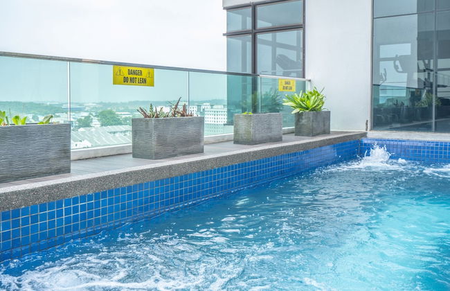 OYO Home 89464 Awesome 1 Bedroom D'summit - Foto 25