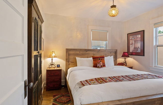 Laughing Llama - Luxury Home Two Blocks From The Plaza - Foto 6