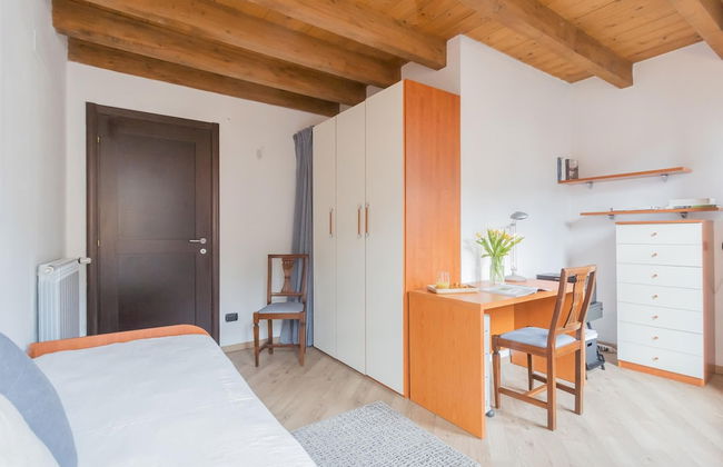 Luini 7 in Como With 2 Bedrooms and 1 Bathrooms - Foto 45