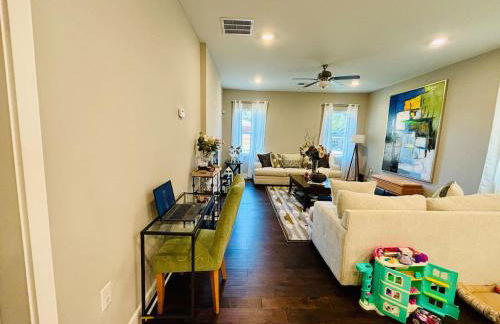 The Entertainment House Sleeps 8 Near Mall - Foto 49