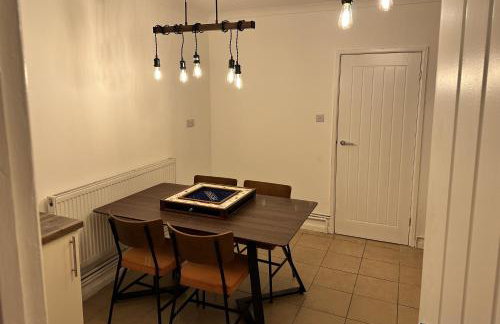 Stylish Miners Cottage, Treorchy, Rhondda - Foto 4