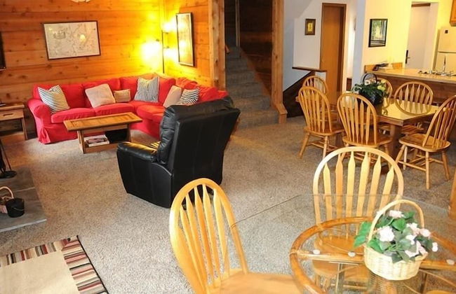 Seven Springs Swiss Mountain 3 BR Condo, Sleeps 8! by RedAwning - Foto 17