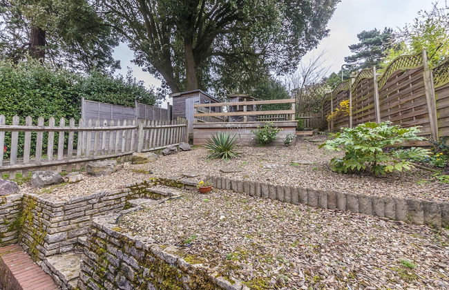 Old Lodge Apartment - Photo 34