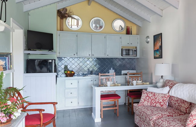 Fort Recovery Beachfront Villa & Suites Hotel - Photo 64