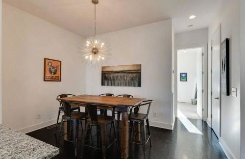 Epic Location- Steps from 12th S, Sleep12 - Foto 44