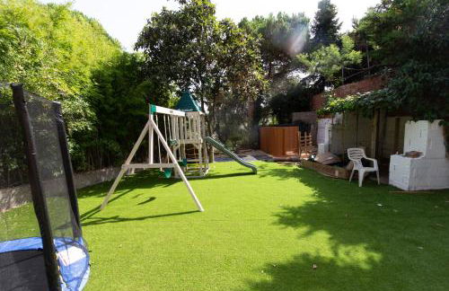 2 Private Abodes in One Magnificent Villa! - Foto 43