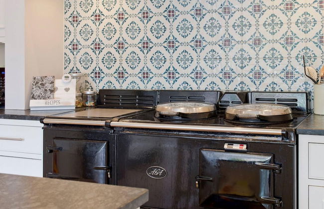 Spacious 7 Bedroom Family Home Barnes - Foto 6