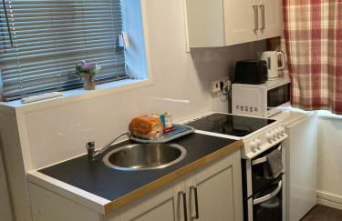 Studio Flat in Walsall with Option of Large Garden for Events - Foto 32
