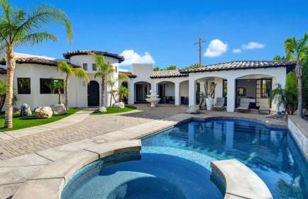 Movie Theater, Game Room, Pool, Hot Tub, & Views Villa Toscana by Avantstay - Foto 2