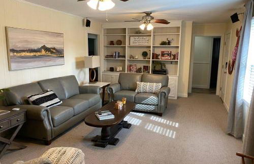 The Crimson - Game Day Rental - Foto 1