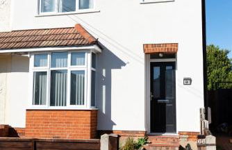 4 Bedroom Home - Contractor Ready - 2 Mins to Town CM7 - Foto 64