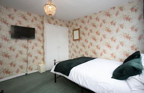 Hurley House - Photo 6