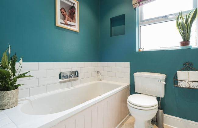 Spectacular Shepherds Bush Home Close to Westfield - Photo 23