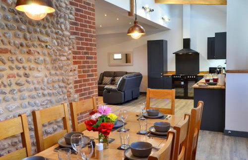 The Tack Room - Photo 3