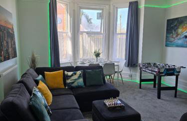 Spacious - Free Parking - Sleeps 6 - M20-FolkestoneCentralStation - Foto 47