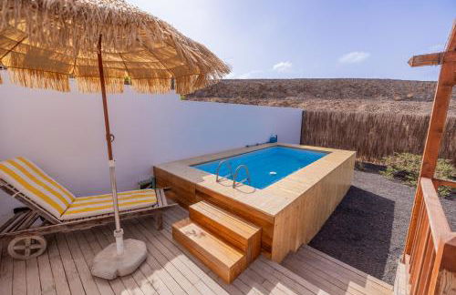 Casa Amaya - Spacious House with Pool, Large Garden, BBQ, 2 Terraces, and Ideal Location - Photo 2