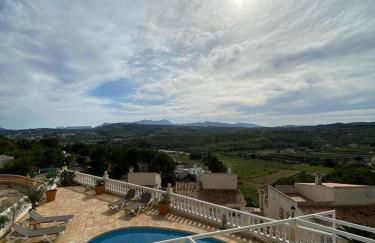 Large villa, great view with private swimming pool - Foto 19