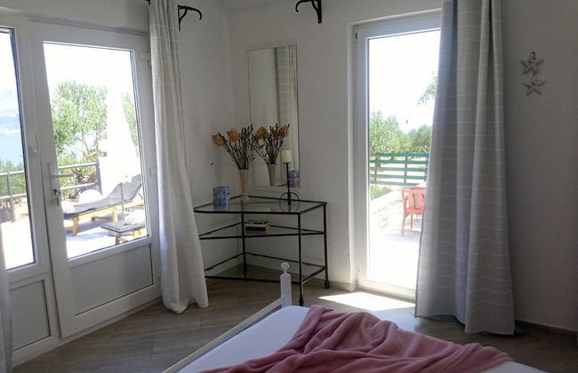 Mary: Relaxing With Pool - H - Foto 3