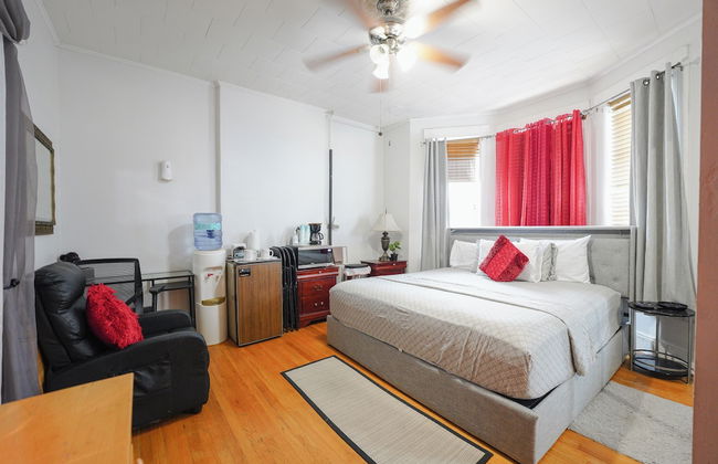 The Bergen Nest 2BR - Photo 25