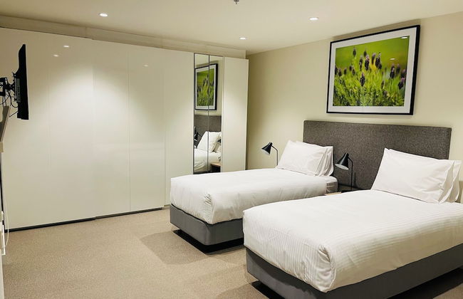 Wyndham Hotel Melbourne - Photo 7