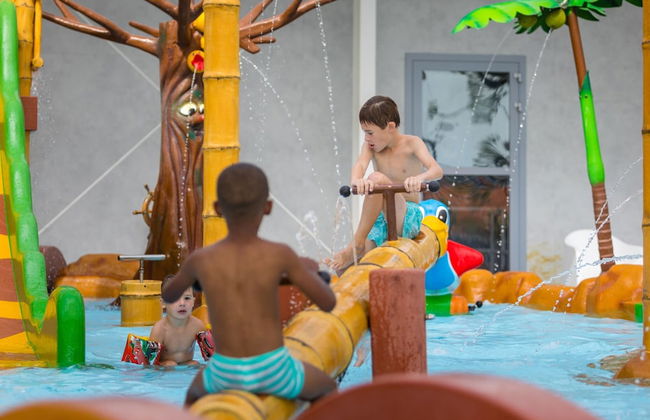 Modern Villa With a Nice Terrace, at the Marina - Foto 16