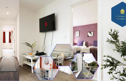 large 2 bed central apartment with balcony and private parking - Foto 3