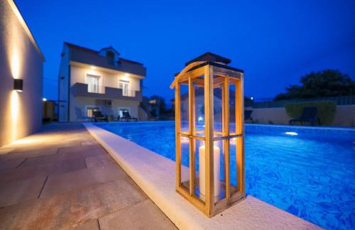 Villa Nada for 10 people with pool & integrated whirlpool - Foto 49