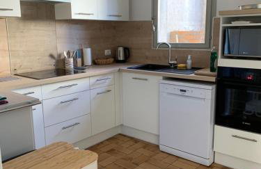 Appartement la corde a linge Gruissan village avec terrasses - Foto 5