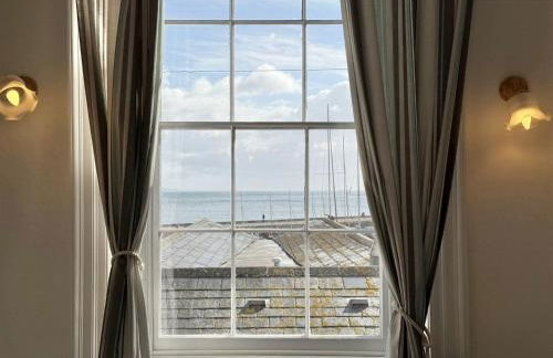 1 Cobb House - Photo 11