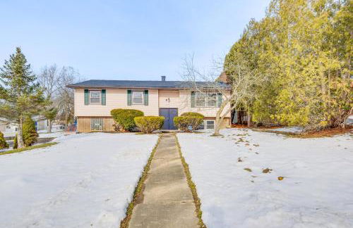 3 Mi to Cuyahoga Valley NP Fairlawn Family Home! - Foto 3