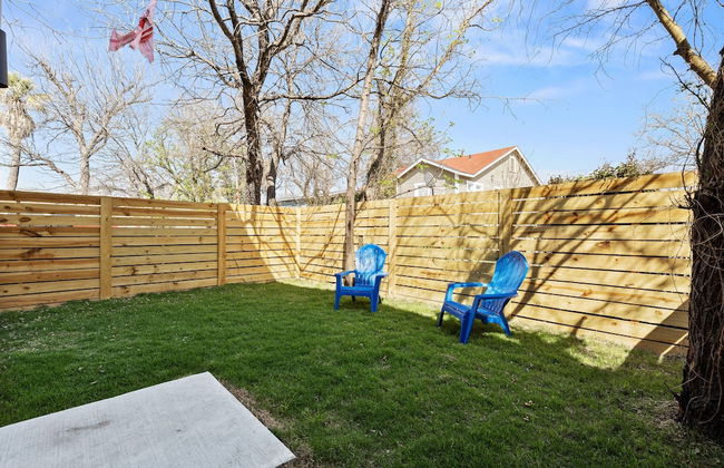 Brand New! Relax at 3br/2ba Apt. Near City Center - Foto 13