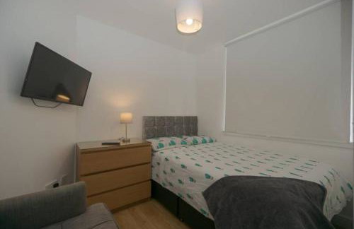 Town centre 4xbed 4xbath apartment - Photo 11