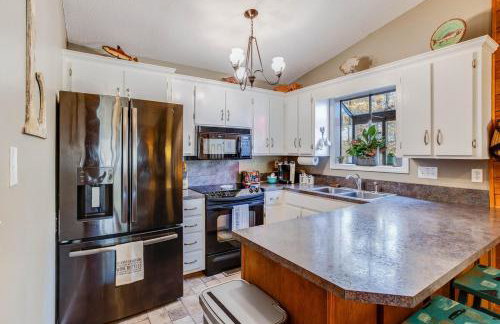 Lakeside Rustic Retreat - Foto 26