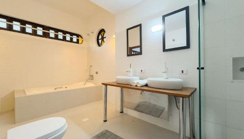 Casa Sítio no Centro da Granja Viana - Foto 4