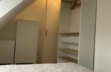 Cottage cosy avec jardin, piscine et parking - Foto 23
